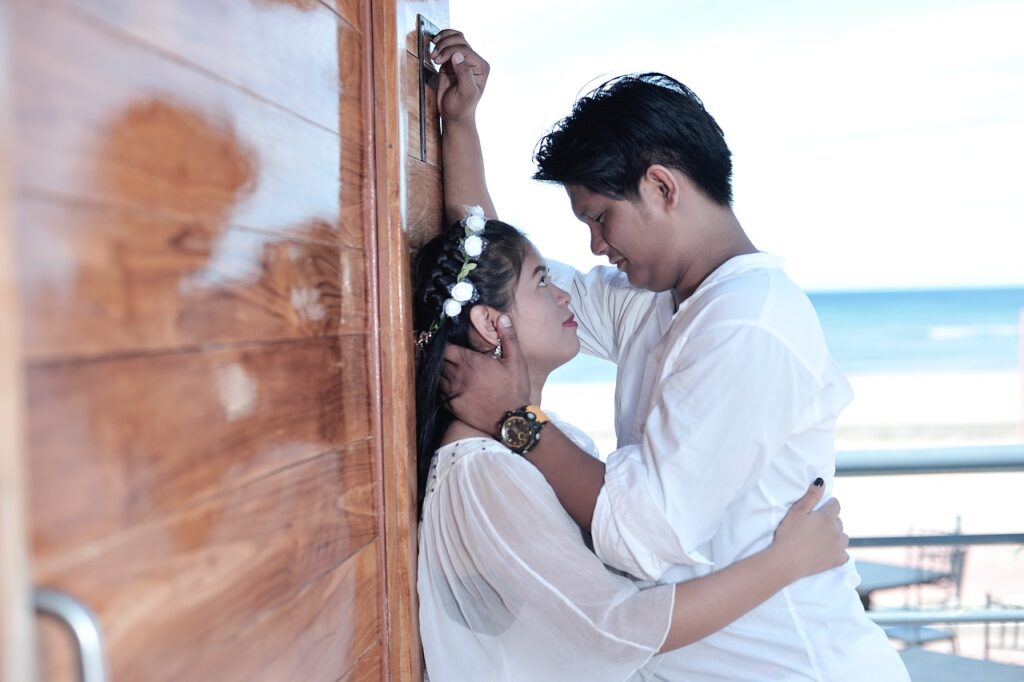 yoto, Japan Honeymoon Destinations in the U.S. for 2025